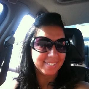 Meet your Posher, Helen